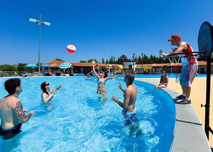 Kamp Park - Roan Umag