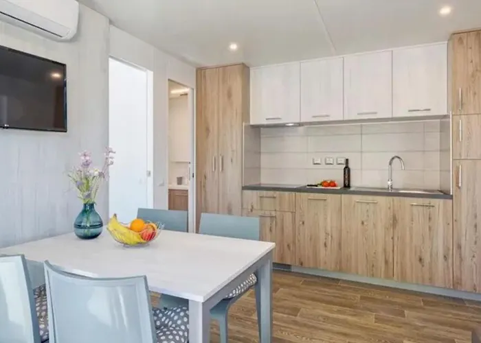 Campsite Park - Roan Umag